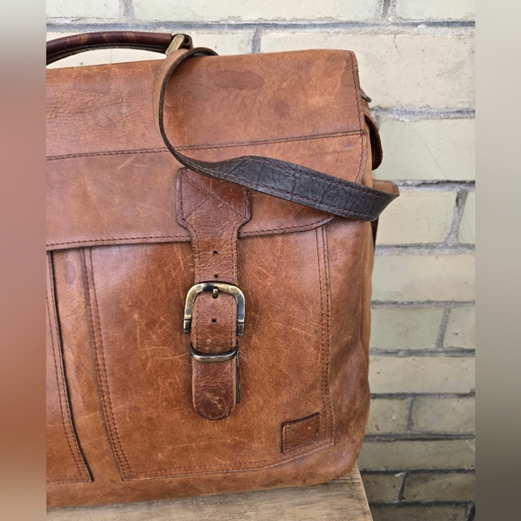 Vintage Leather Briefcase - Picture 2 of 13